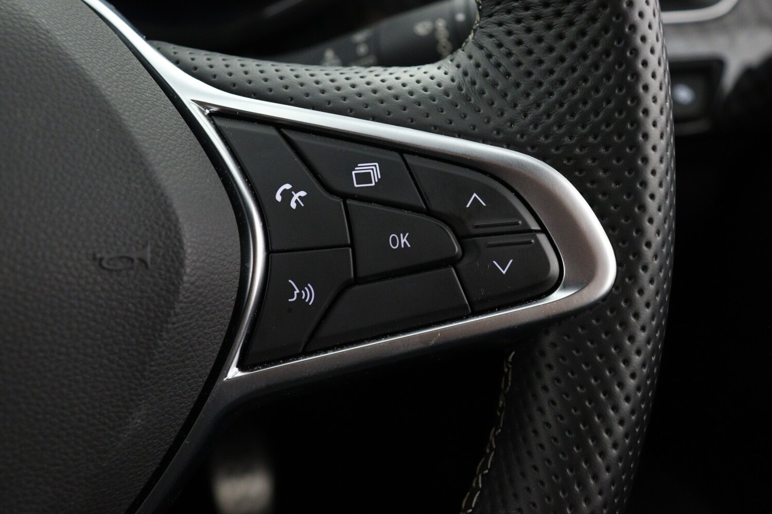 Used Renault Arkana 2024 for sale - 76870911: Photo 27