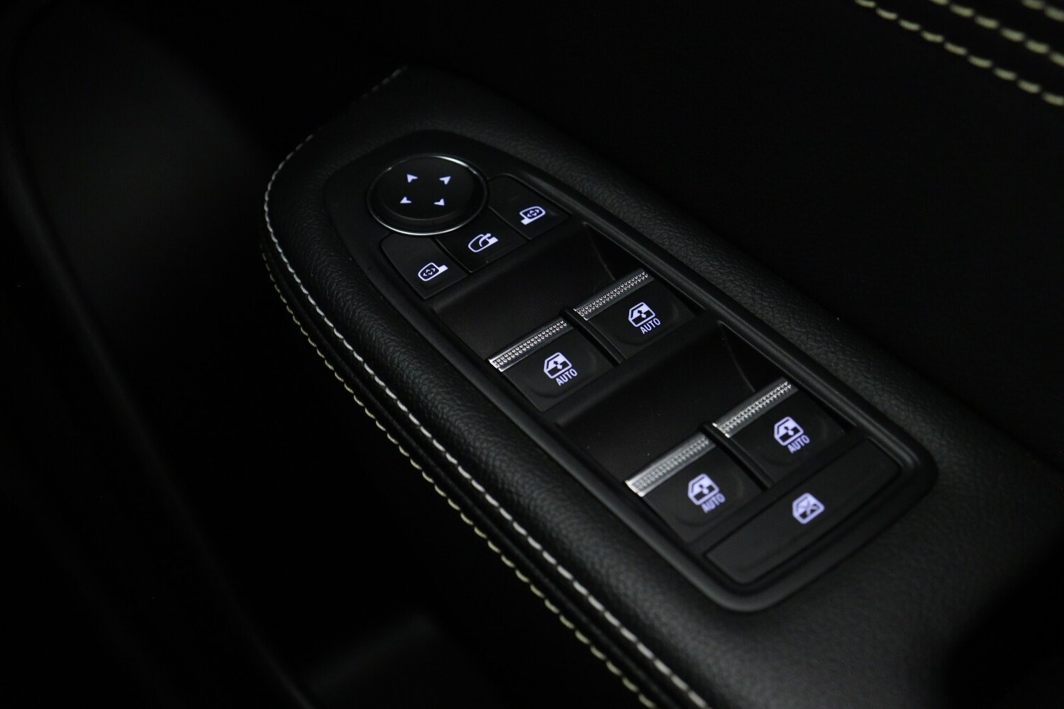 Used Renault Arkana 2024 for sale - 76870911: Photo 28