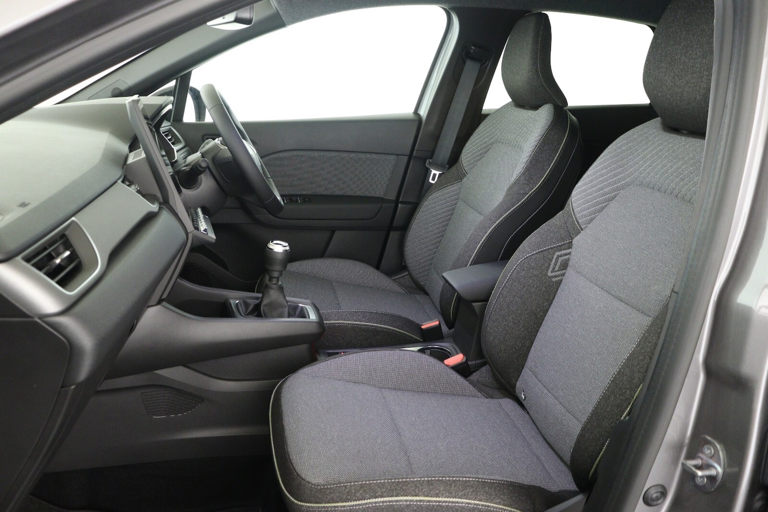 Used Renault Captur 2025 for sale - 76614897: Photo 10