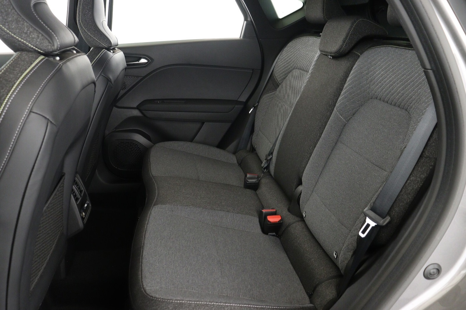 Used Renault Captur 2025 for sale - 76614897: Photo 12