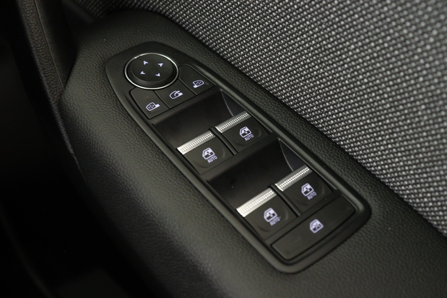 Used Renault Captur 2025 for sale - 76614897: Photo 25