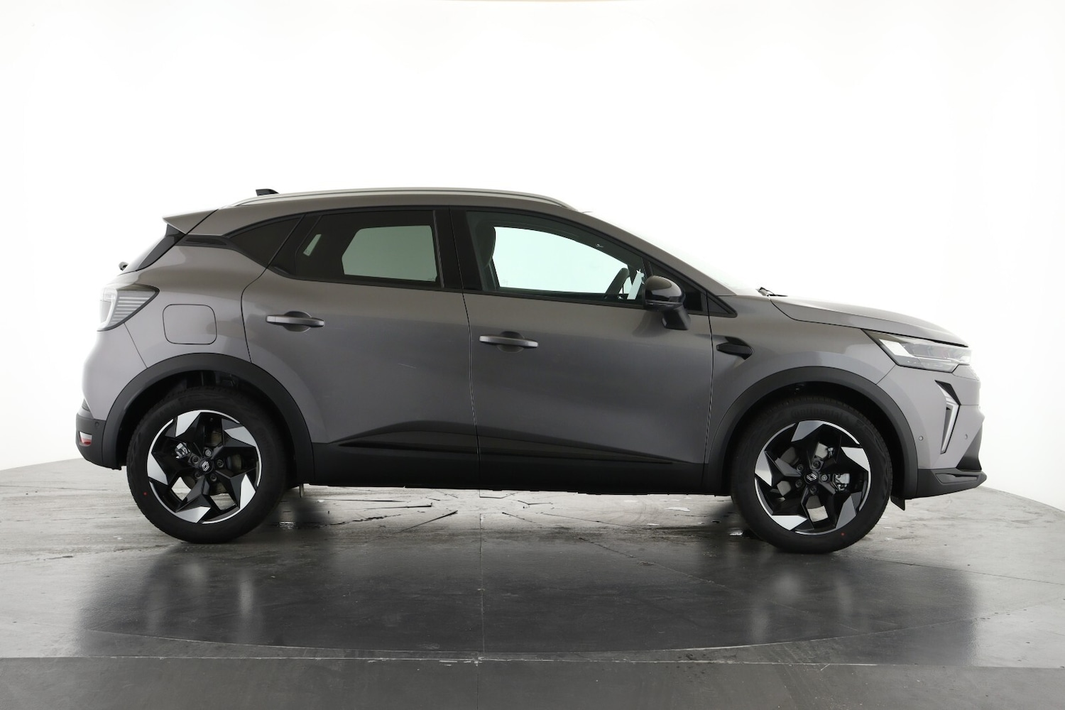 Used Renault Captur 2025 for sale - 76614897: Photo 4