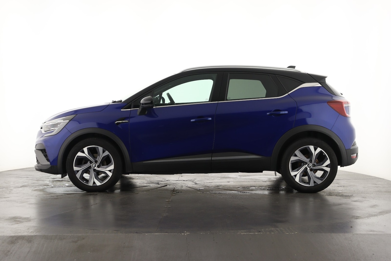 Used Renault Captur 2021 for sale - 76873302: Photo 8