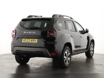 Used Dacia Duster 2023 for sale - 76870065: Photo