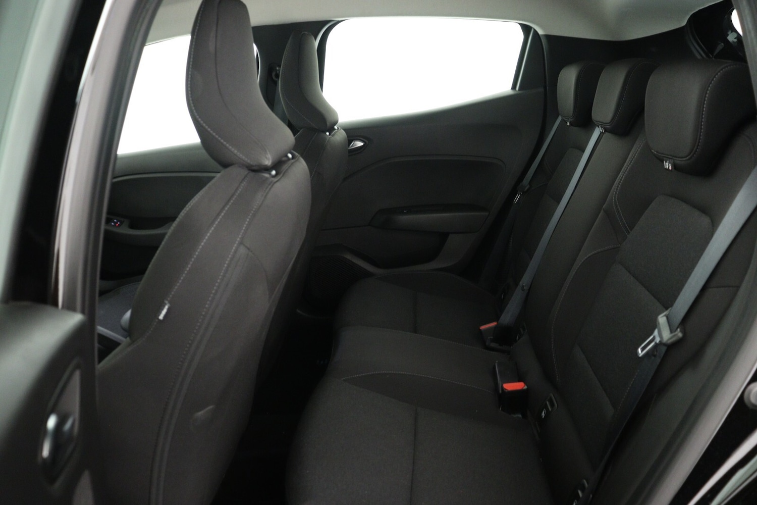 Used Renault Clio 2023 for sale - 76872698: Photo 13