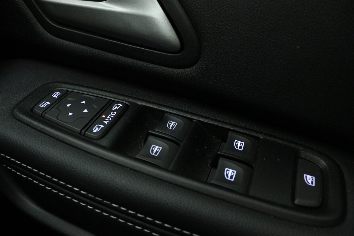 Used Dacia Duster 2023 for sale - 76104312: Photo 23