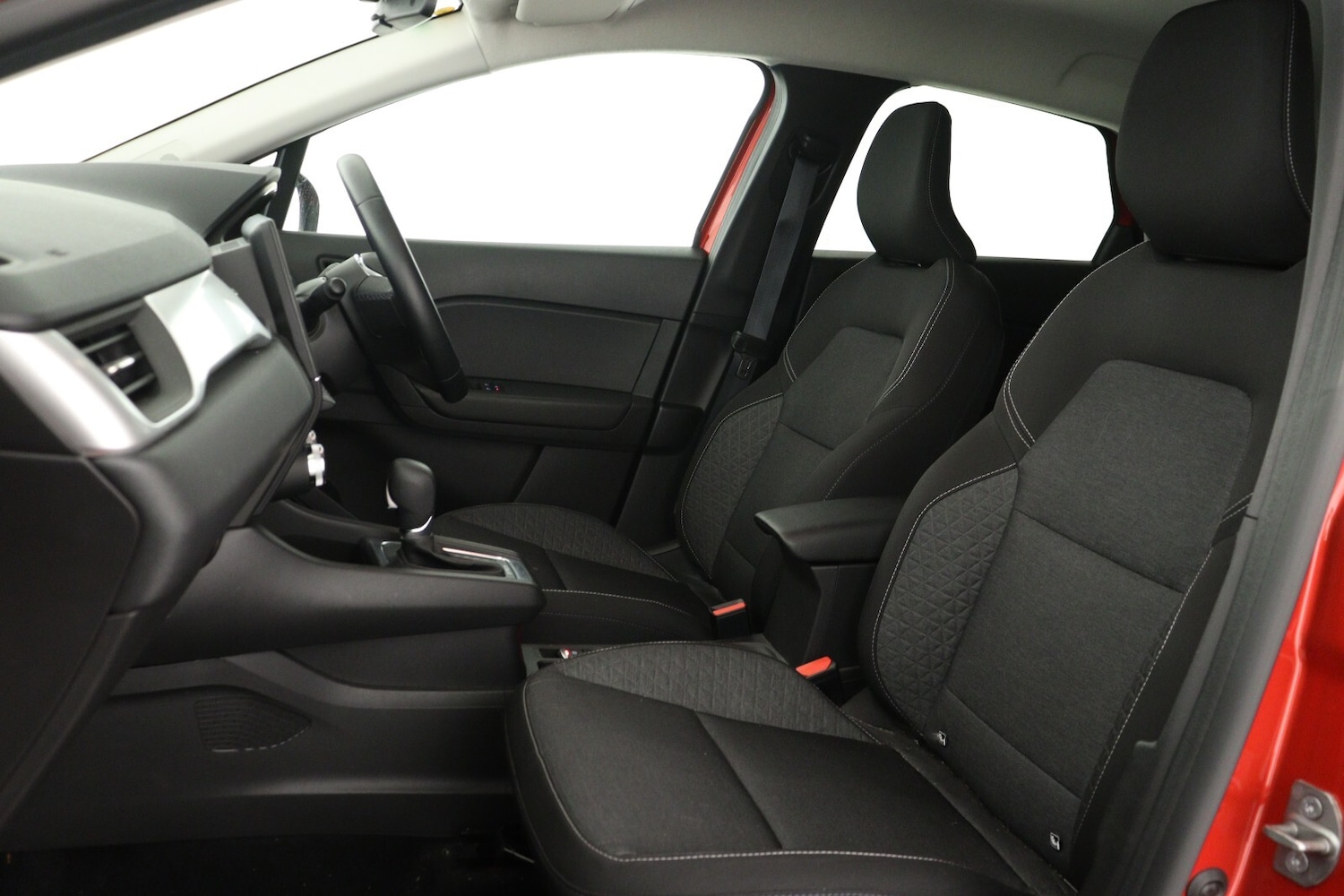 Used Renault Captur 2023 for sale - 76871492: Photo 11