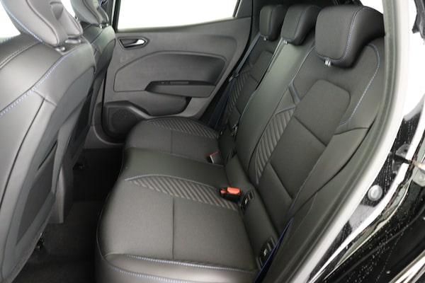 Used Renault Clio 2025 for sale - 76254981: Photo 11