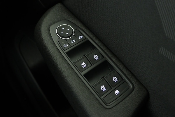 Used Renault Clio 2025 for sale - 76254981: Photo 26