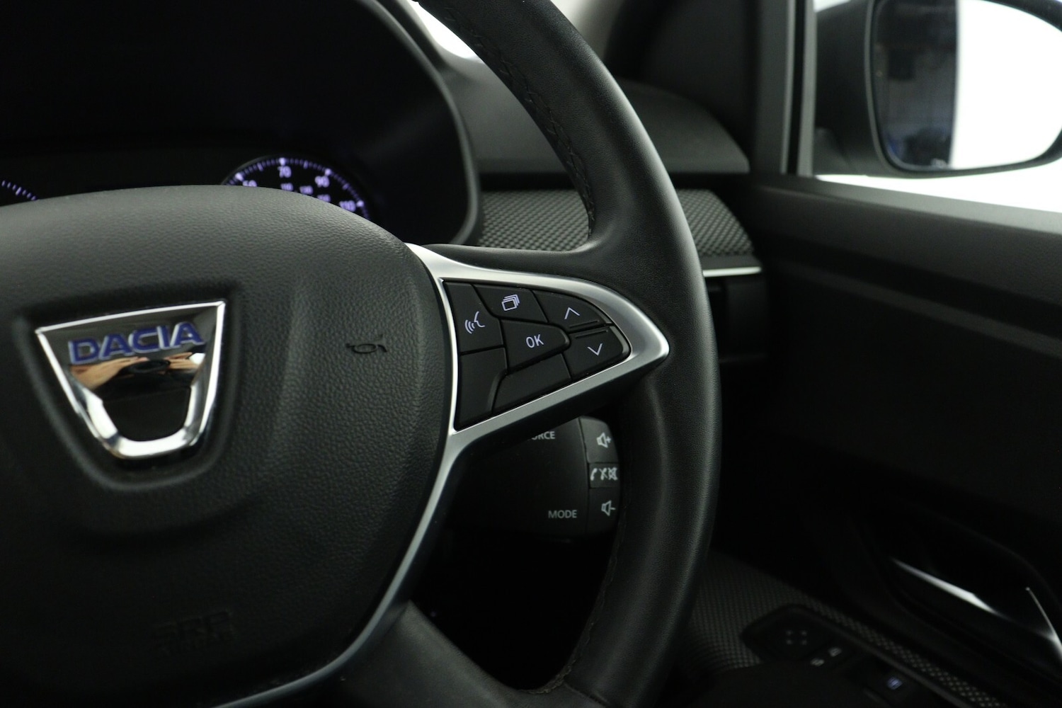 Used Dacia Sandero Stepway 2021 for sale - 76434636: Photo 20