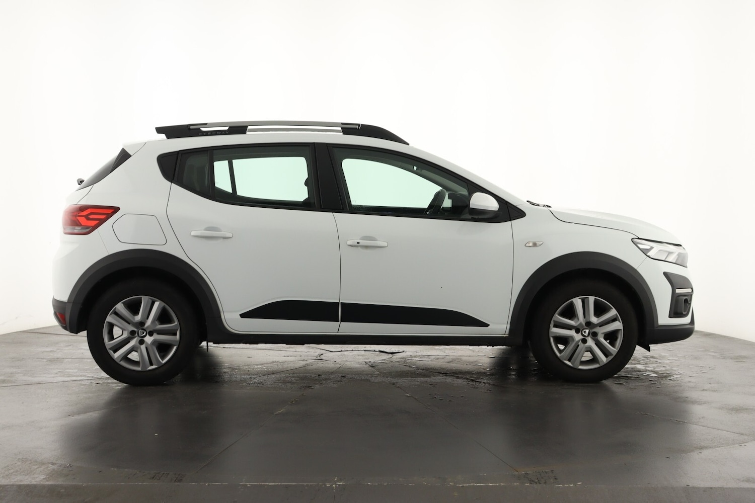 Used Dacia Sandero Stepway 2021 for sale - 76434636: Photo 5
