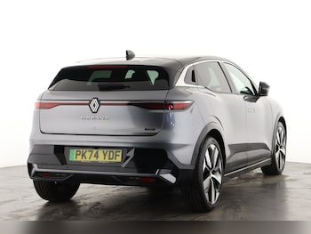 Used Renault Megane E Tech 2024 for sale - 76297459: Photo