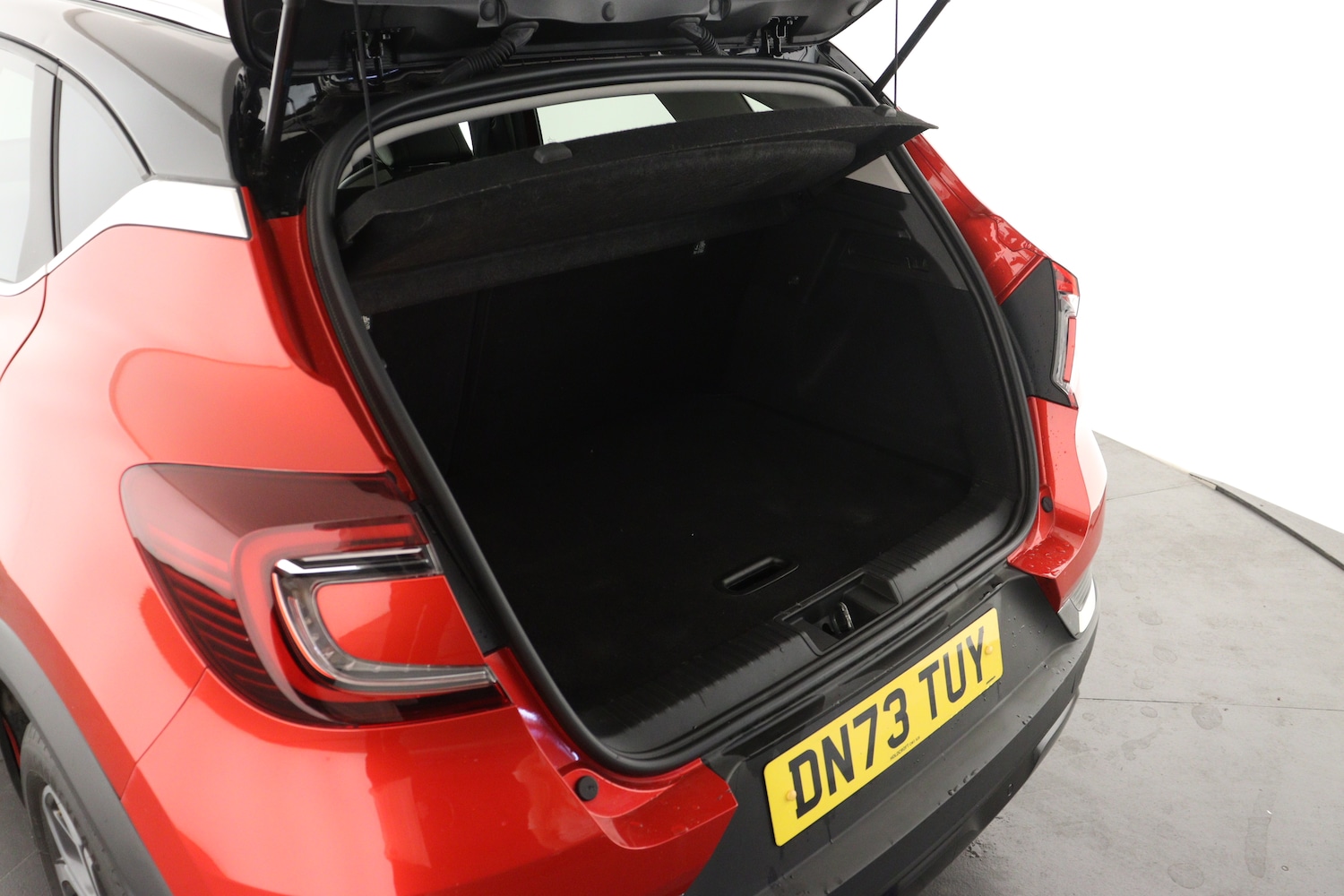 Used Renault Captur 2024 for sale - 76871918: Photo 10