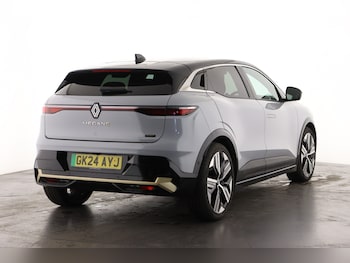 Used Renault Megane E Tech 2024 for sale - 75324222: Photo