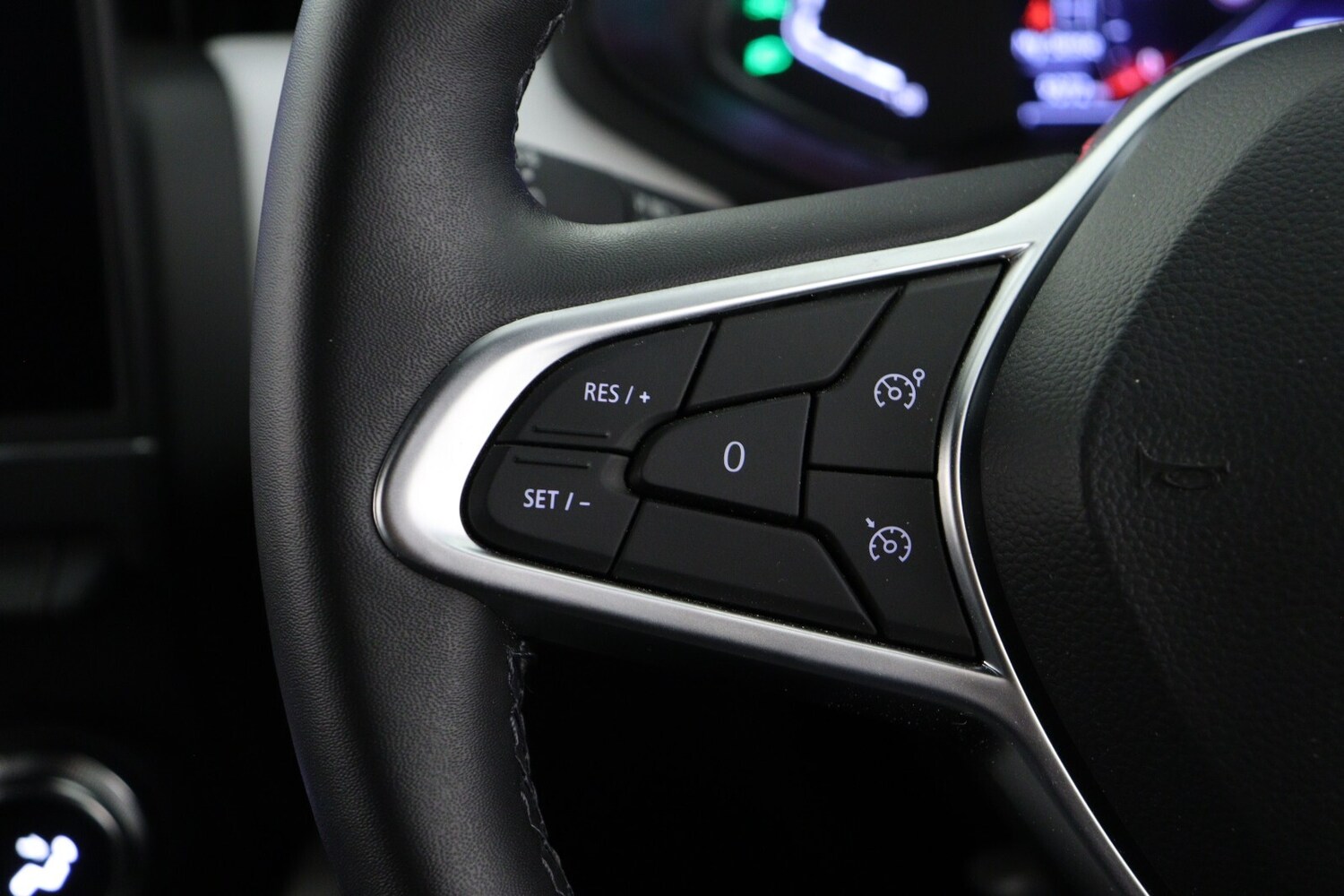 Used Renault Clio 2021 for sale - 76033703: Photo 23