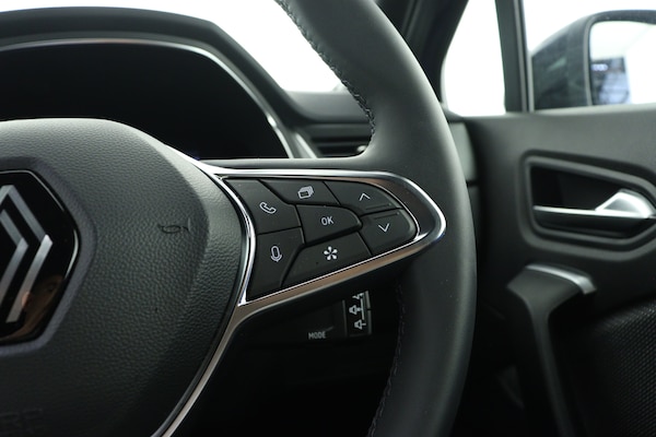 Used Renault Captur 2024 for sale - 75763602: Photo 19