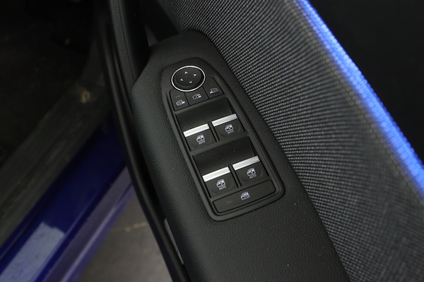 Used Renault Captur 2024 for sale - 75763602: Photo 21
