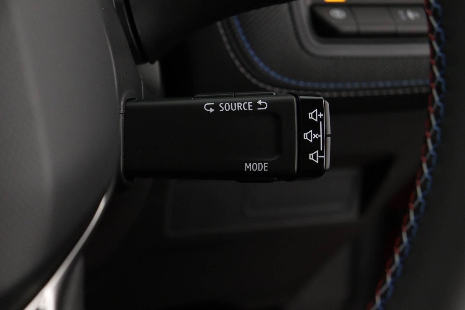 Used Renault Captur 2026 for sale - 77083653: Photo 22