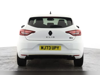 Used Renault Clio 2023 for sale - 77619115: Photo