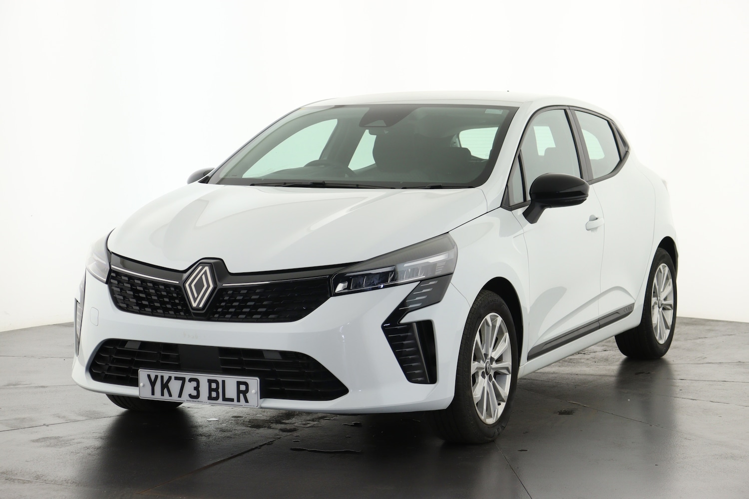 Used Renault Clio 2024 for sale - 76871921: Photo 7