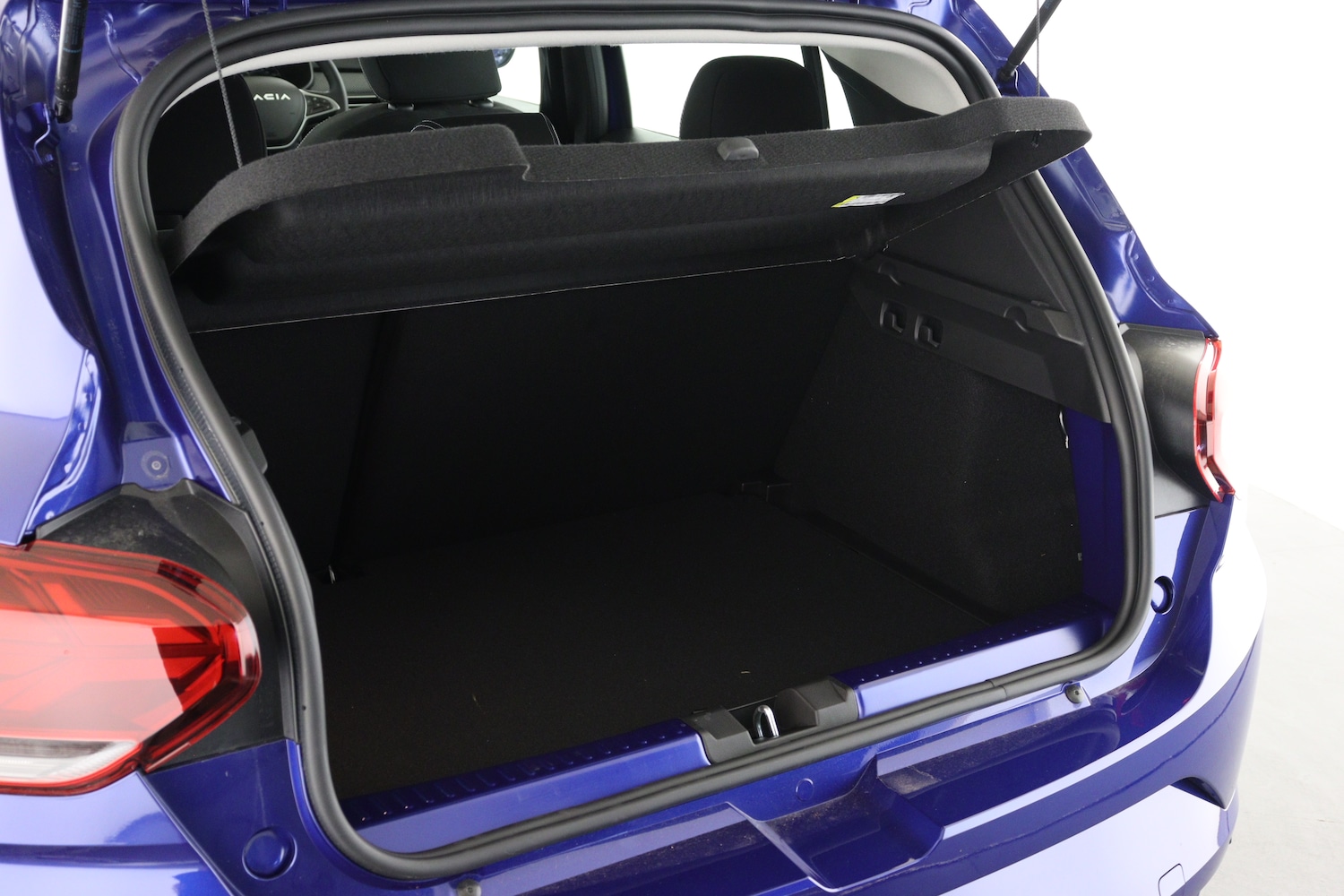 Used Dacia Sandero 2025 for sale - 76615491: Photo 9