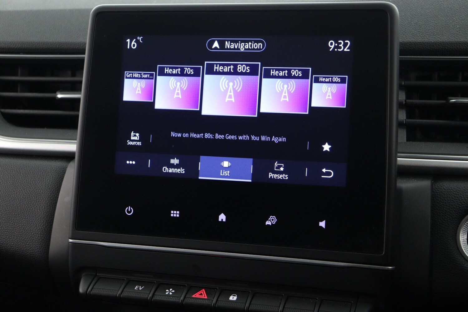 Used Renault Captur 2023 for sale - 77640672: Photo 17