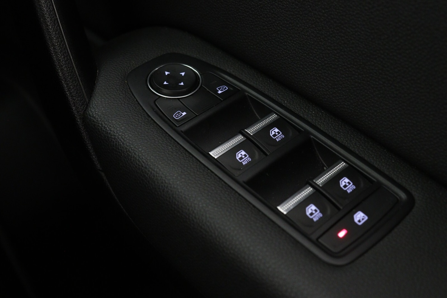 Used Renault Captur 2023 for sale - 77640672: Photo 24