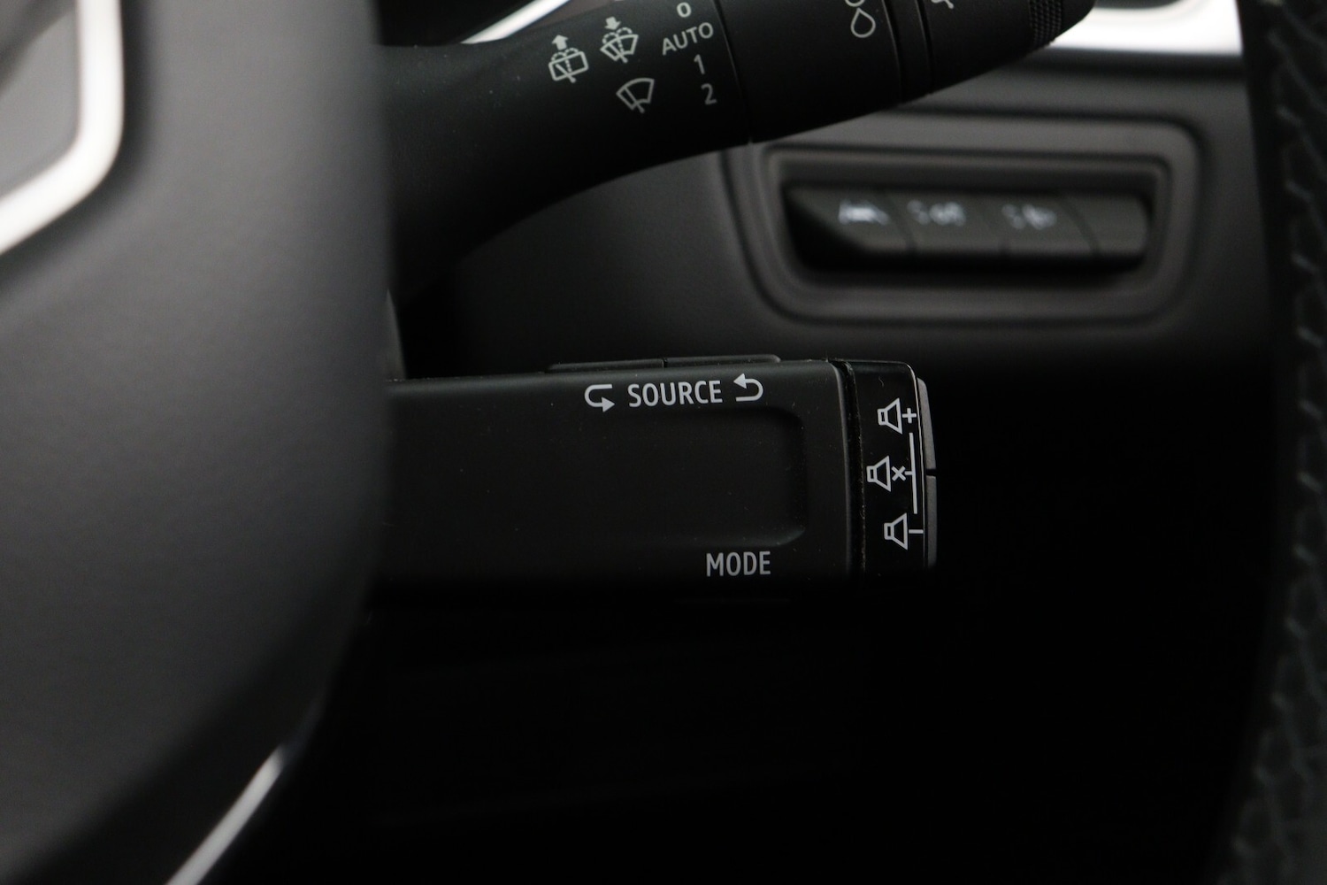 Used Renault Captur 2023 for sale - 77640672: Photo 26