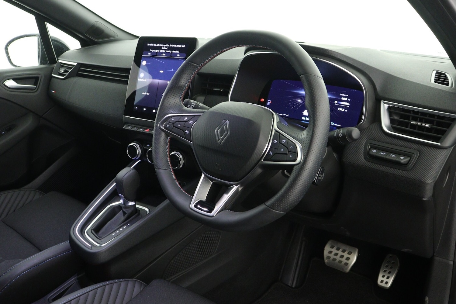 Used Renault Clio 2024 for sale - 76869483: Photo 14