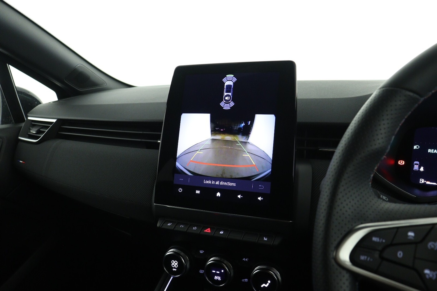 Used Renault Clio 2024 for sale - 76869483: Photo 20