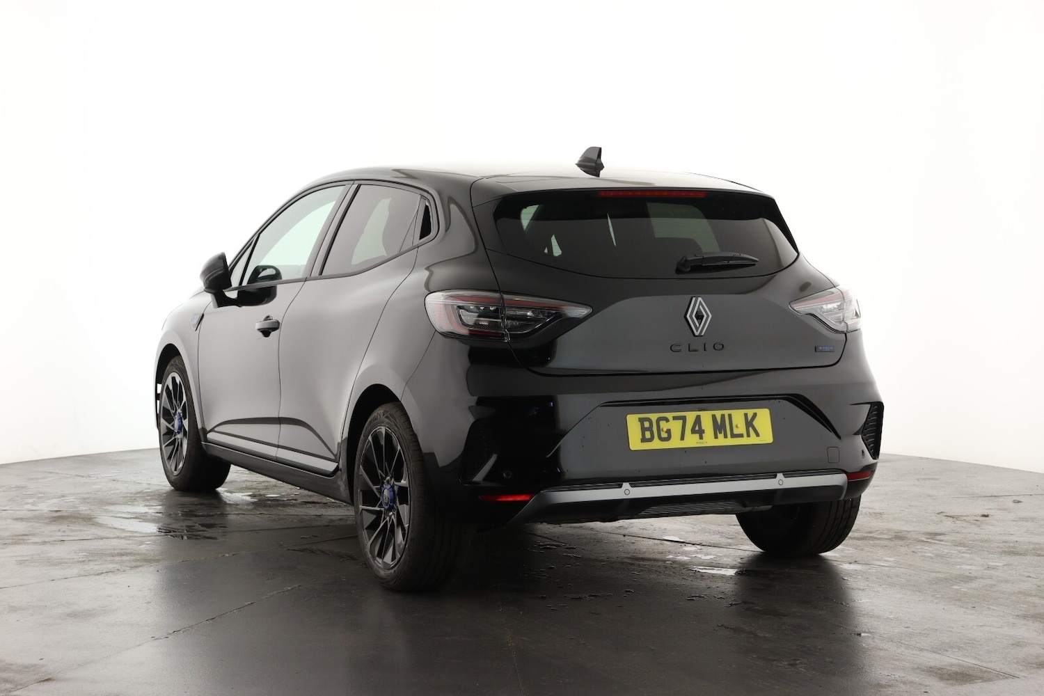 Used Renault Clio 2024 for sale - 76869483: Photo 9