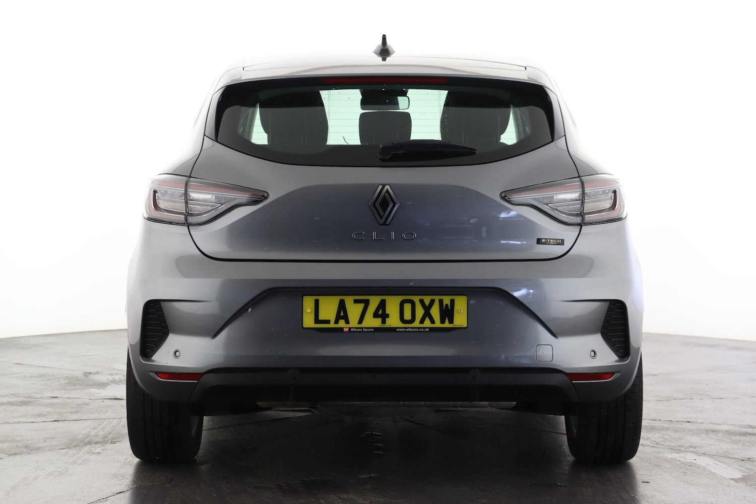 Used Renault Clio 2024 for sale - 77434751: Photo 2
