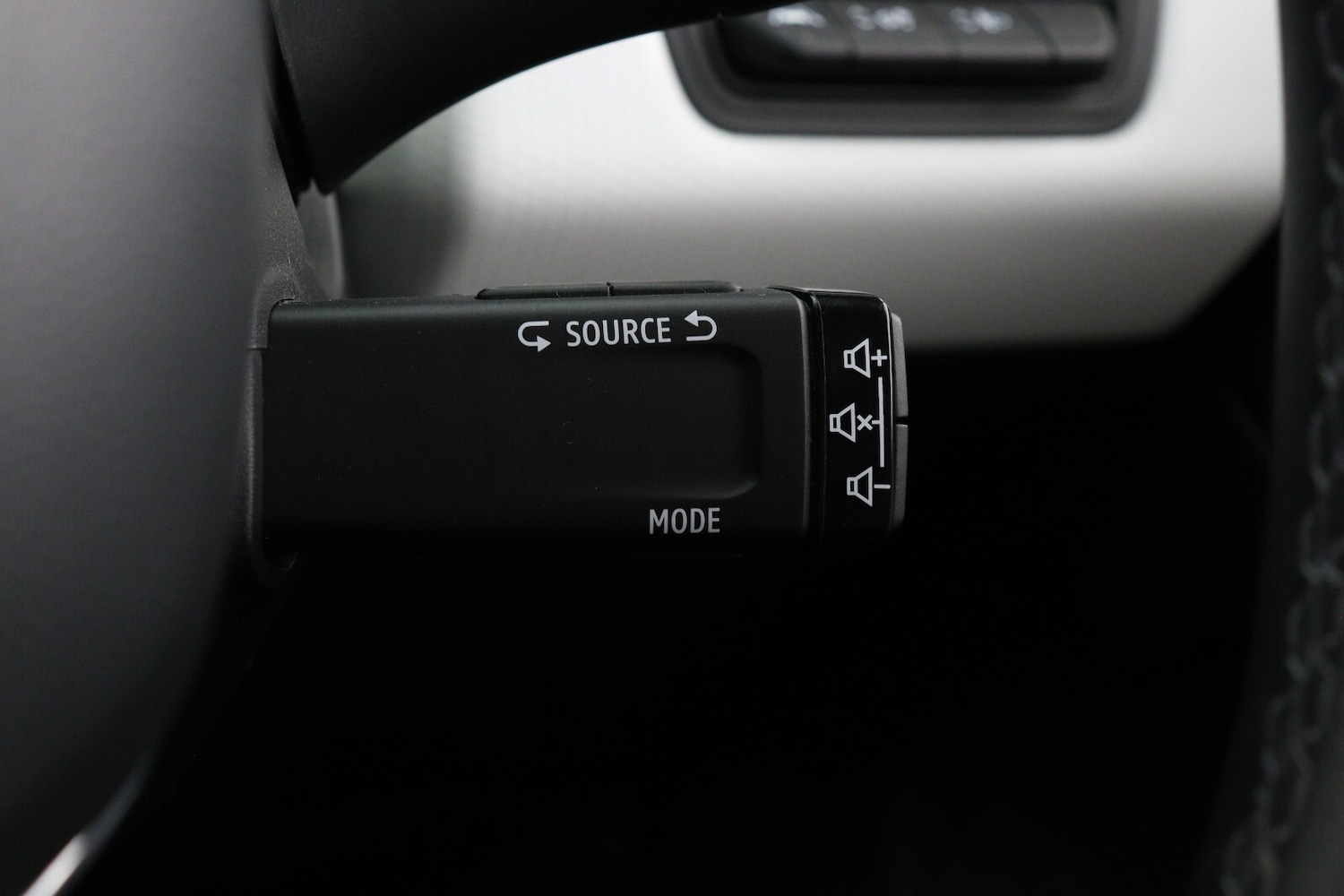 Used Renault Clio 2022 for sale - 76870114: Photo 26