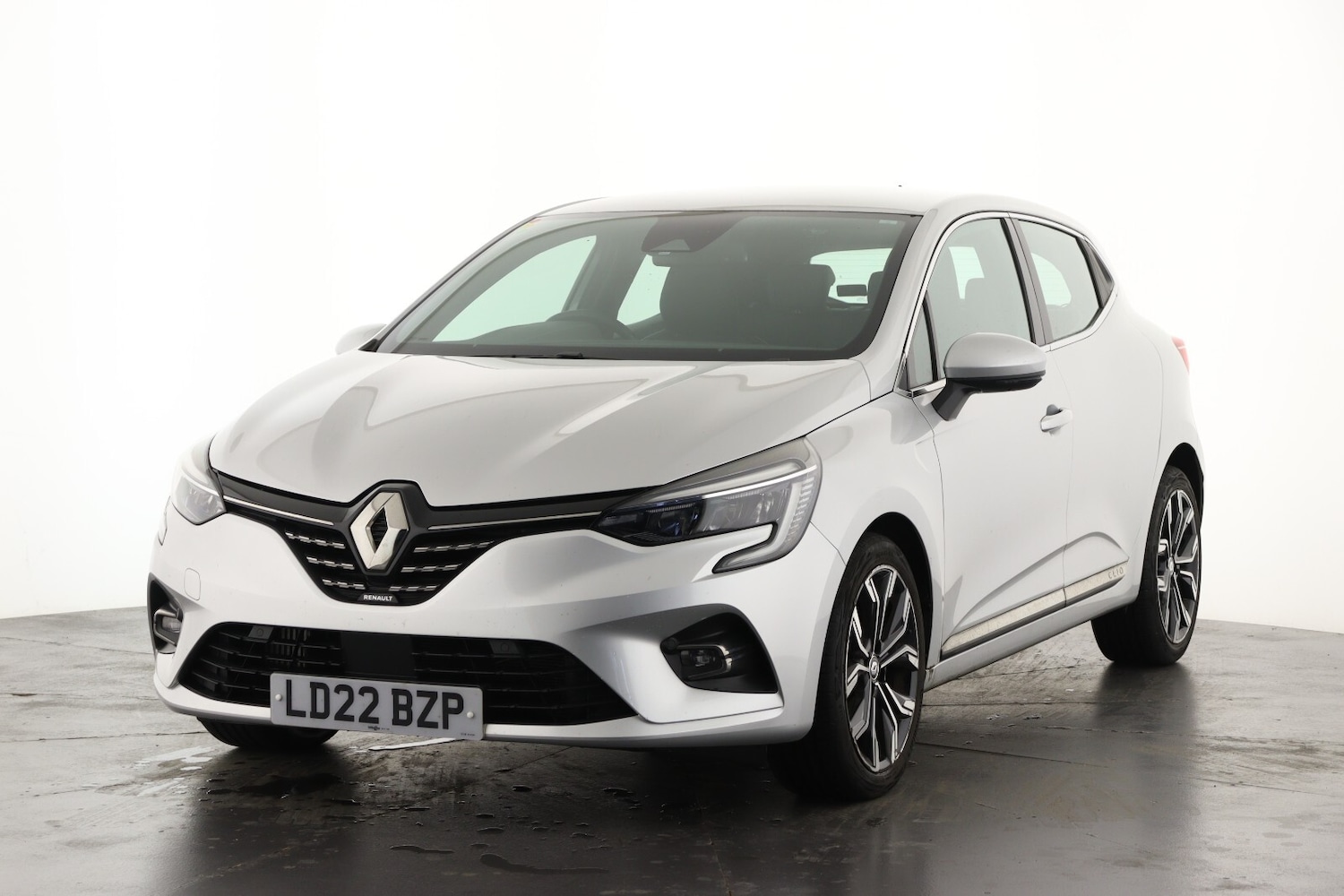 Used Renault Clio 2022 for sale - 76870114: Photo 7