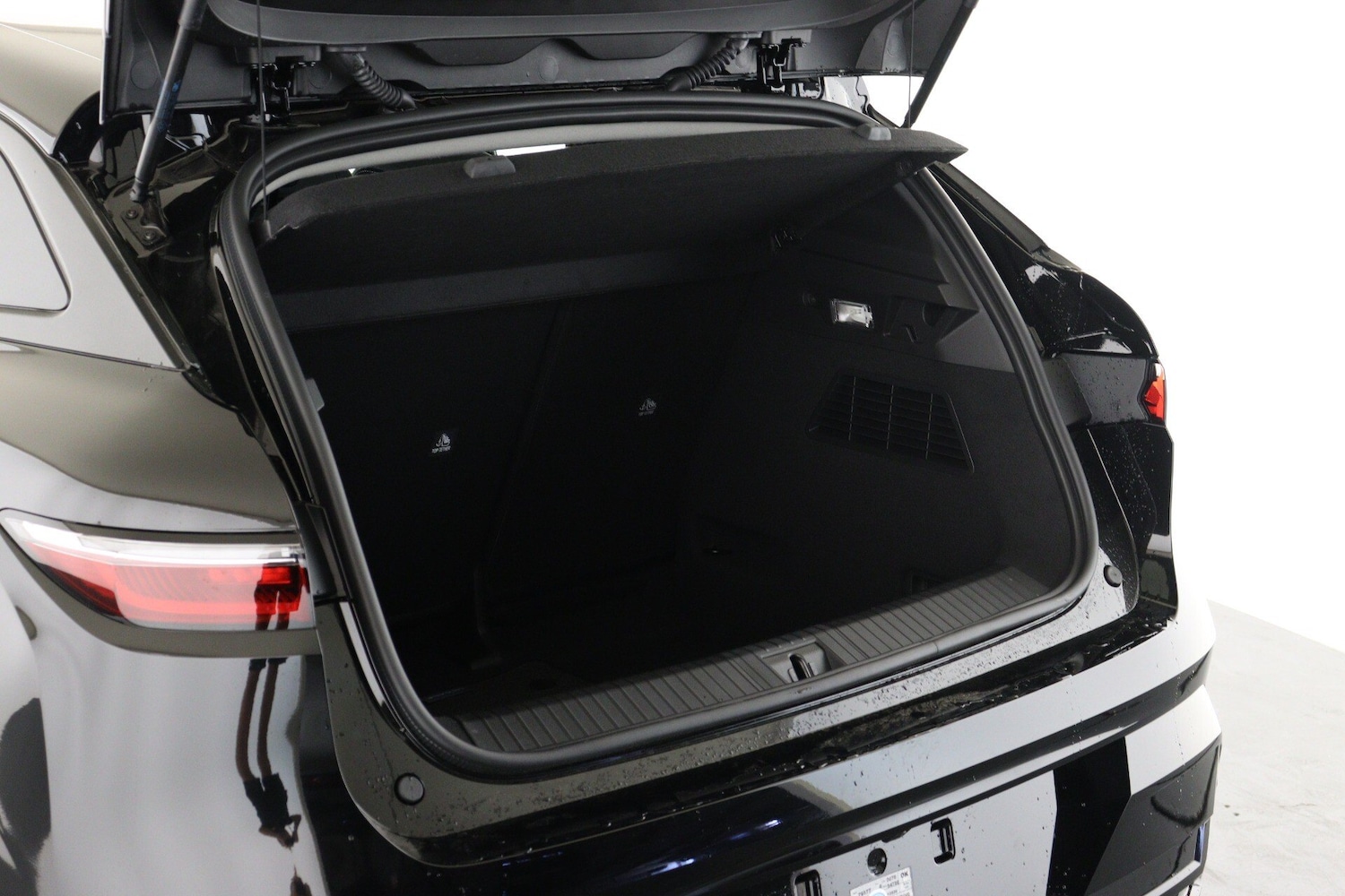 Used Renault Megane E Tech 2024 for sale - 76871832: Photo 9