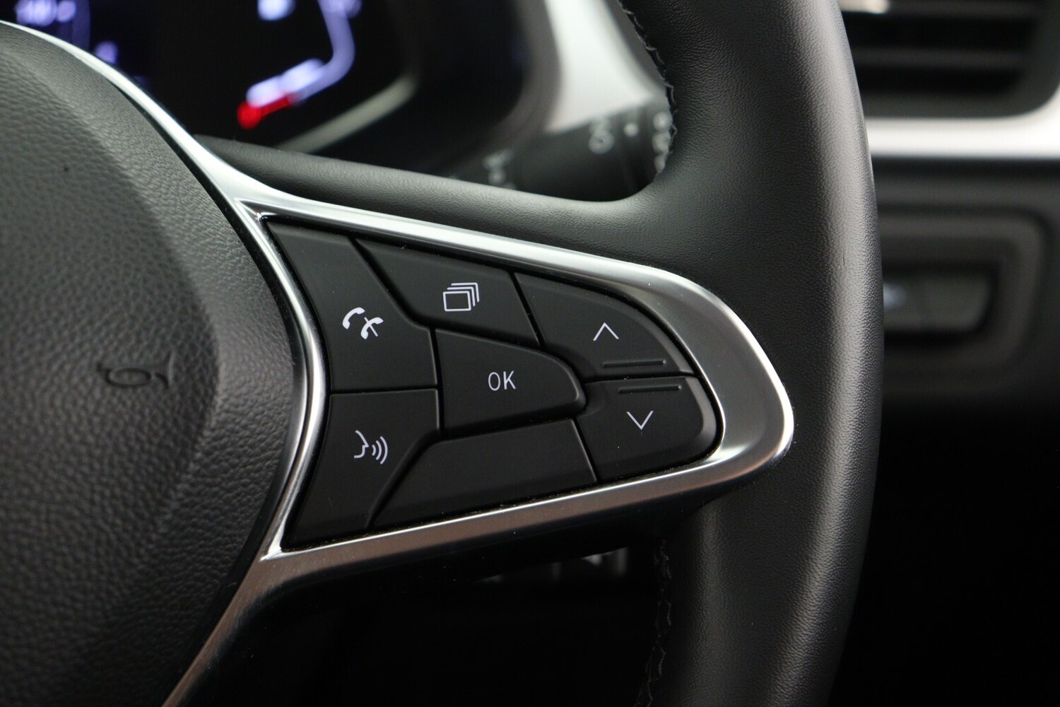 Used Renault Captur 2024 for sale - 77545192: Photo 24