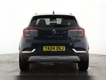 Used Renault Captur 2024 for sale - 76161341: Photo 2