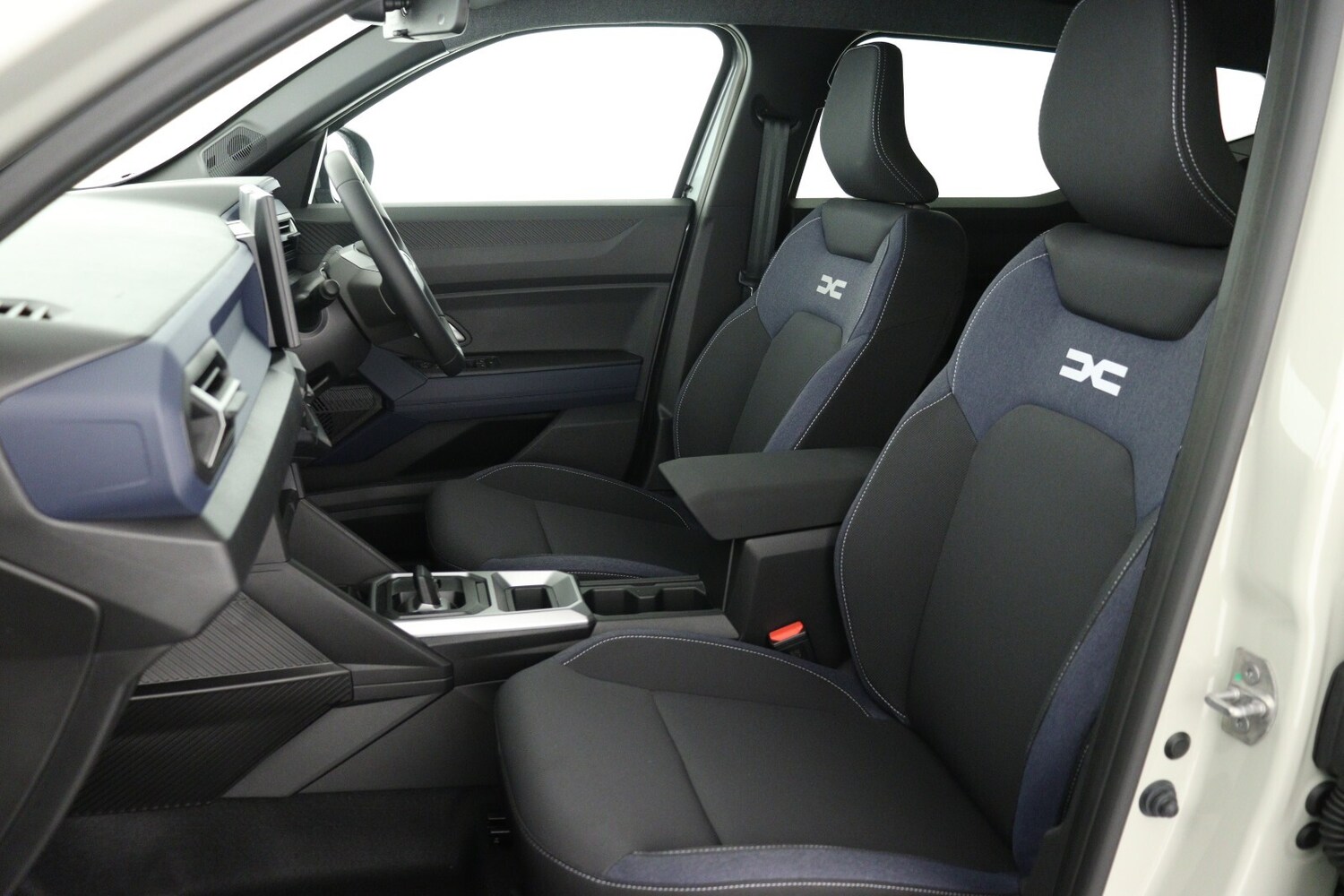 Used Dacia Duster 2025 for sale - 76614885: Photo 10