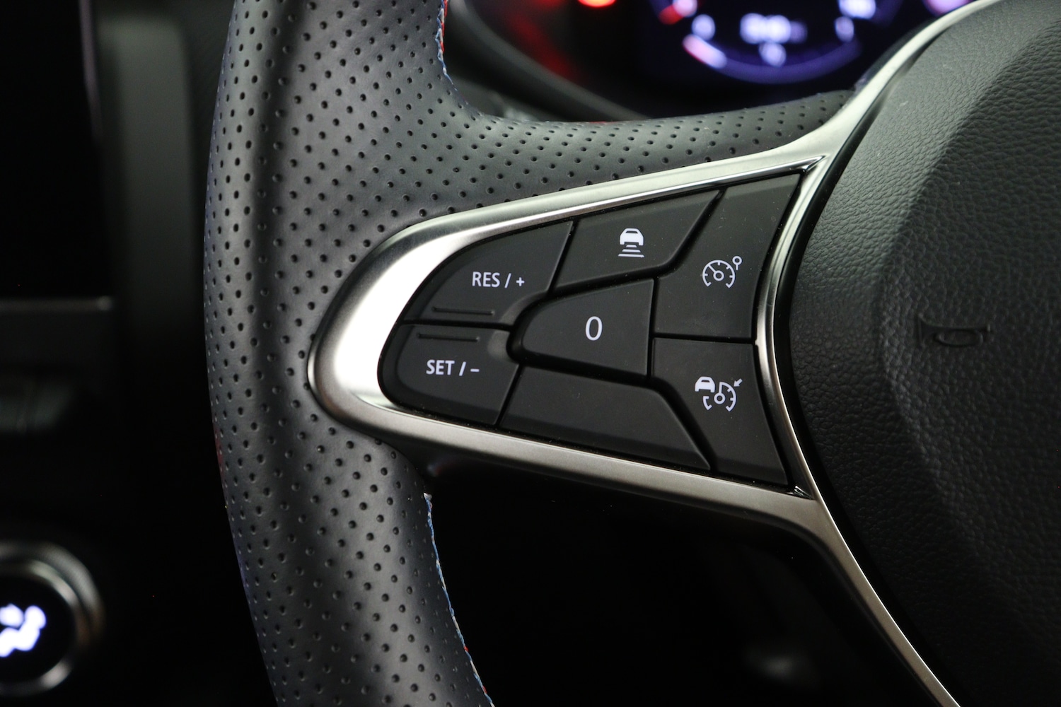 Used Renault Clio 2024 for sale - 76871864: Photo 25