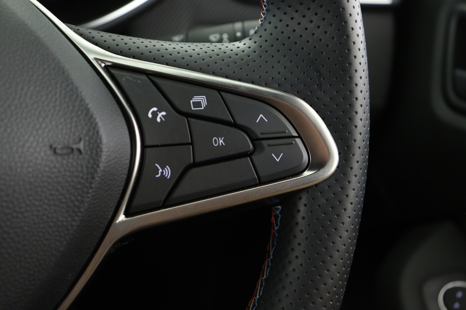 Used Renault Clio 2024 for sale - 76871864: Photo 26