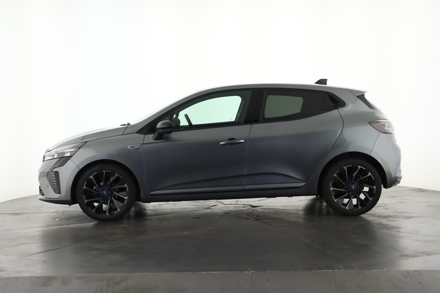 Used Renault Clio 2024 for sale - 76871864: Photo 8