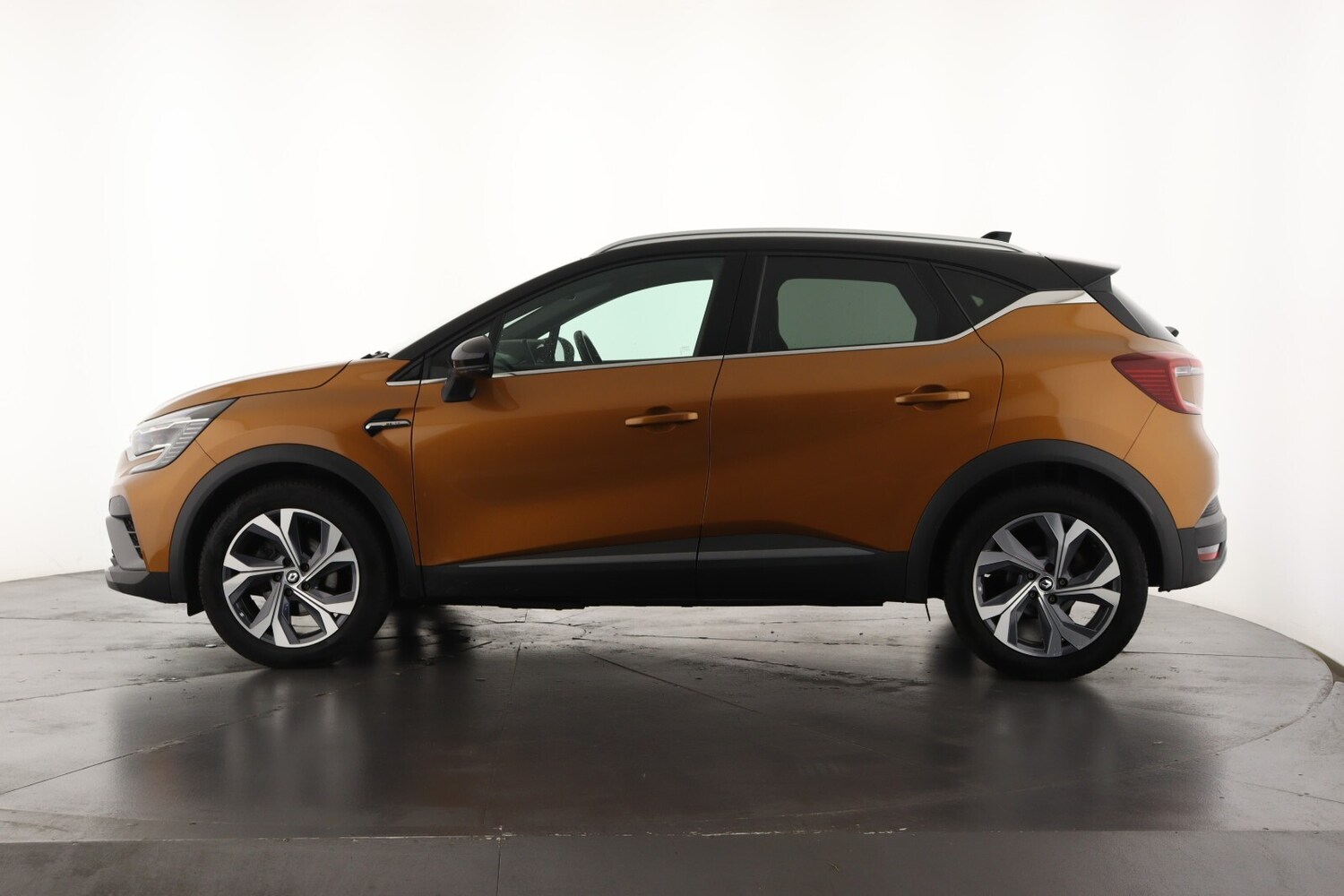 Used Renault Captur 2022 for sale - 76234072: Photo 8