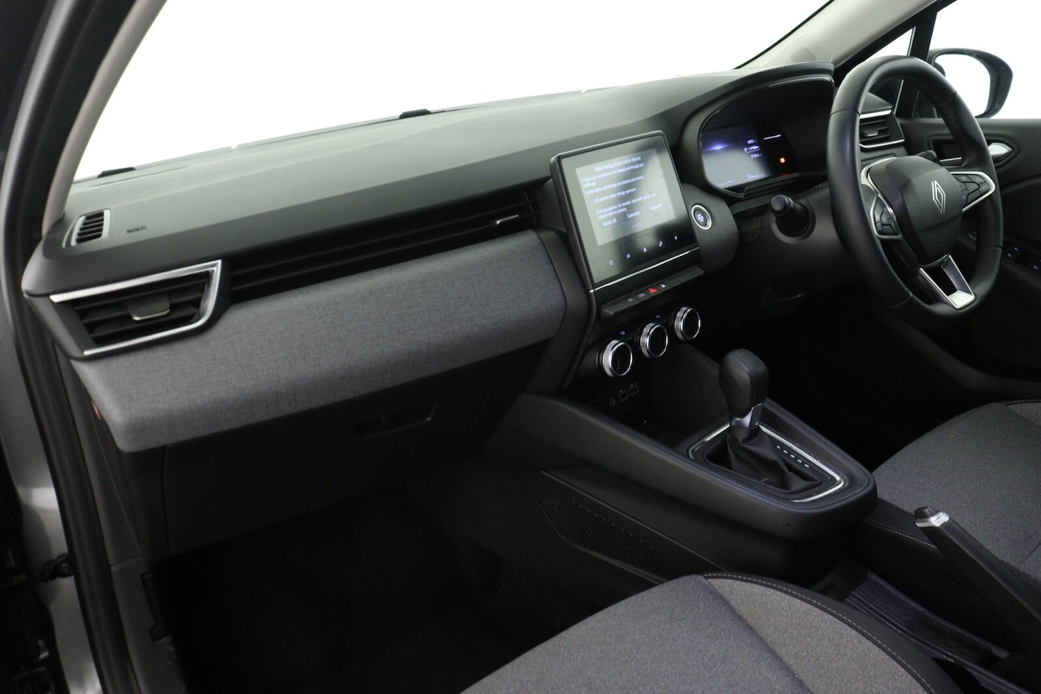 Used Renault Clio 2024 for sale - 76062032: Photo 12