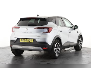 Used Renault Captur 2024 for sale - 78117829: Photo