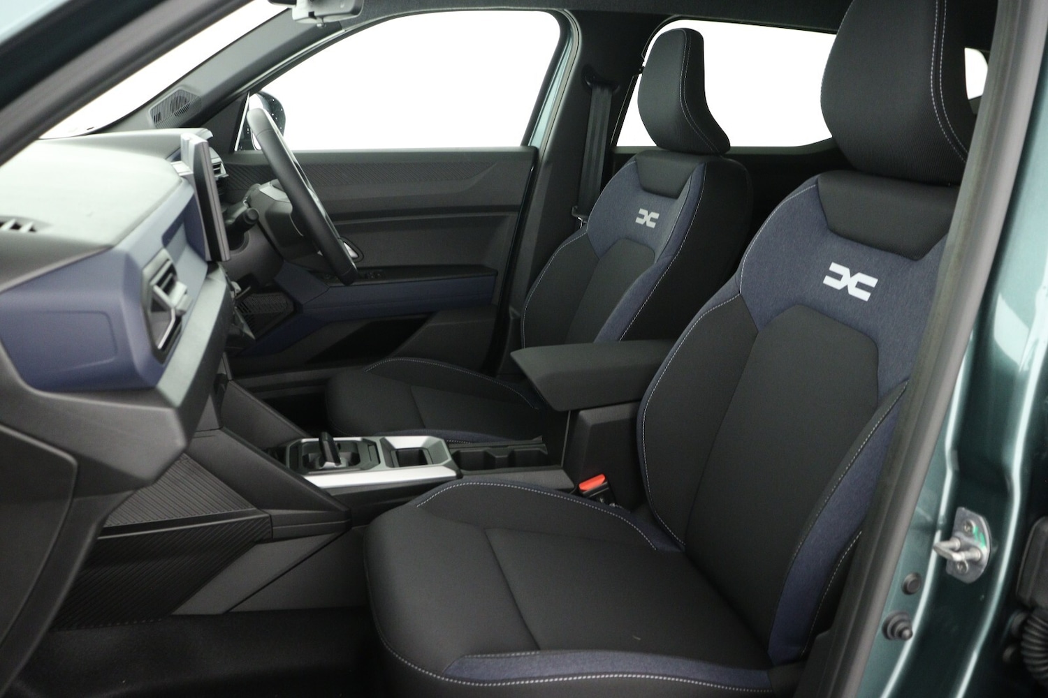 Used Dacia Duster 2026 for sale - 77614473: Photo 10