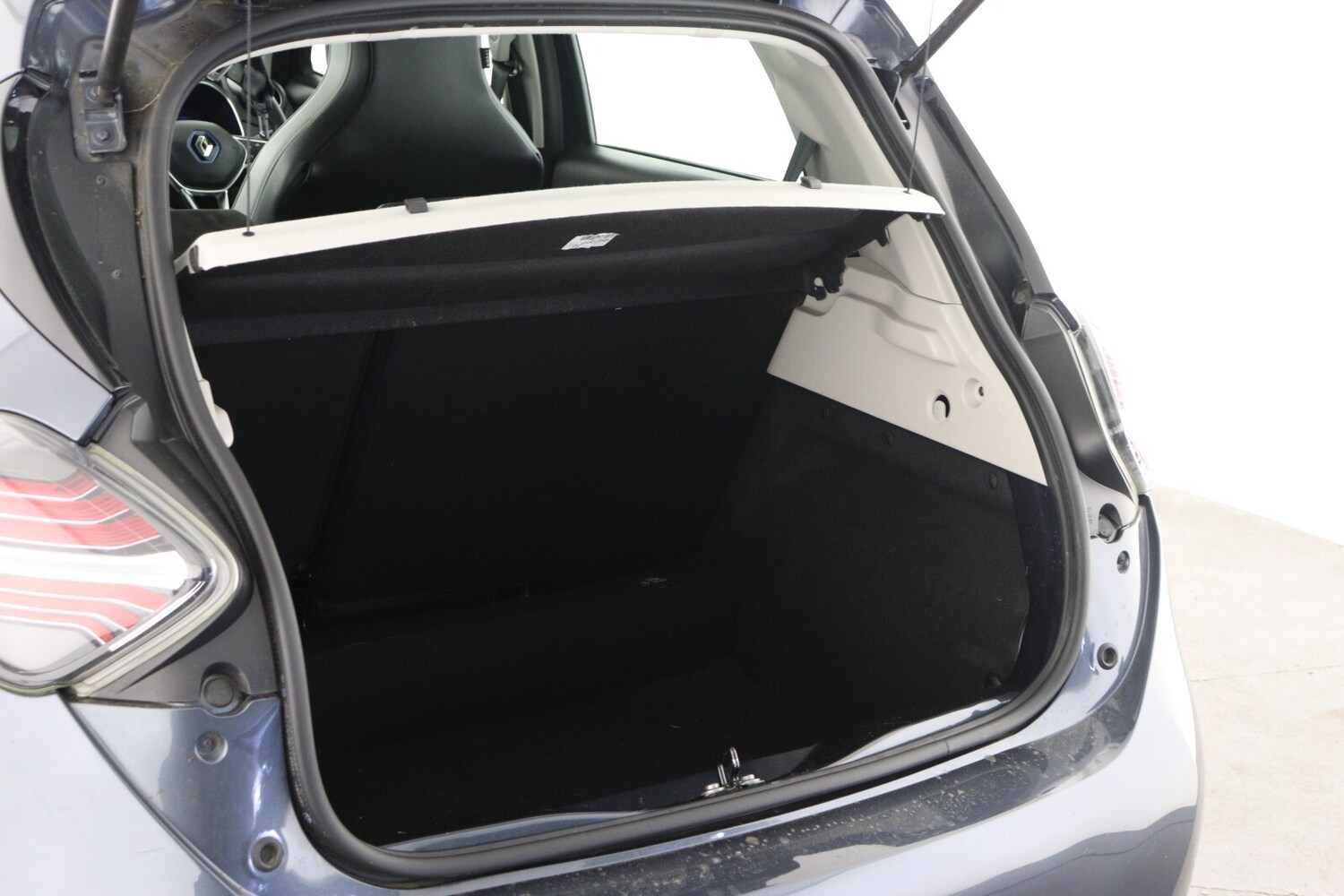 Used Renault Zoe 2021 for sale - 78094599: Photo 9