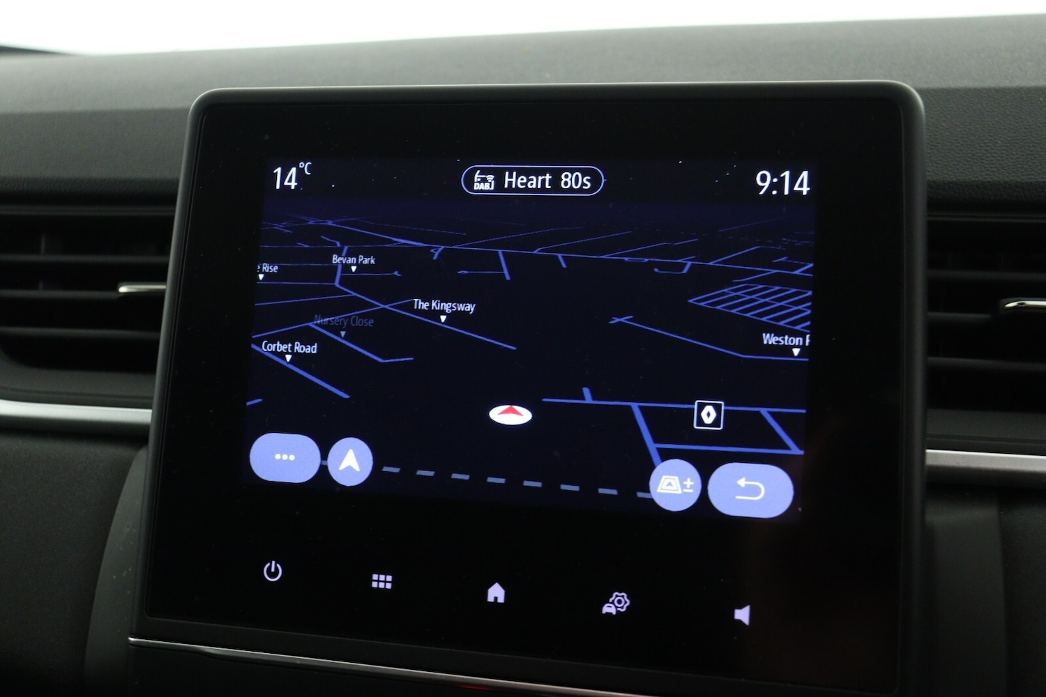 Used Renault Captur 2023 for sale - 76869498: Photo 15