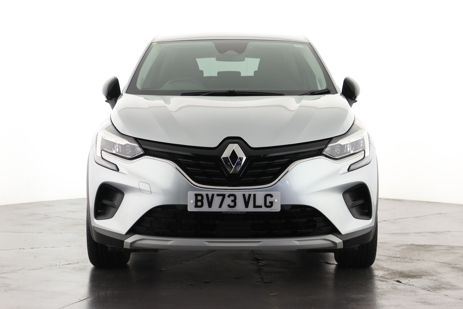 Used Renault Captur 2023 for sale - 76869498: Photo 6