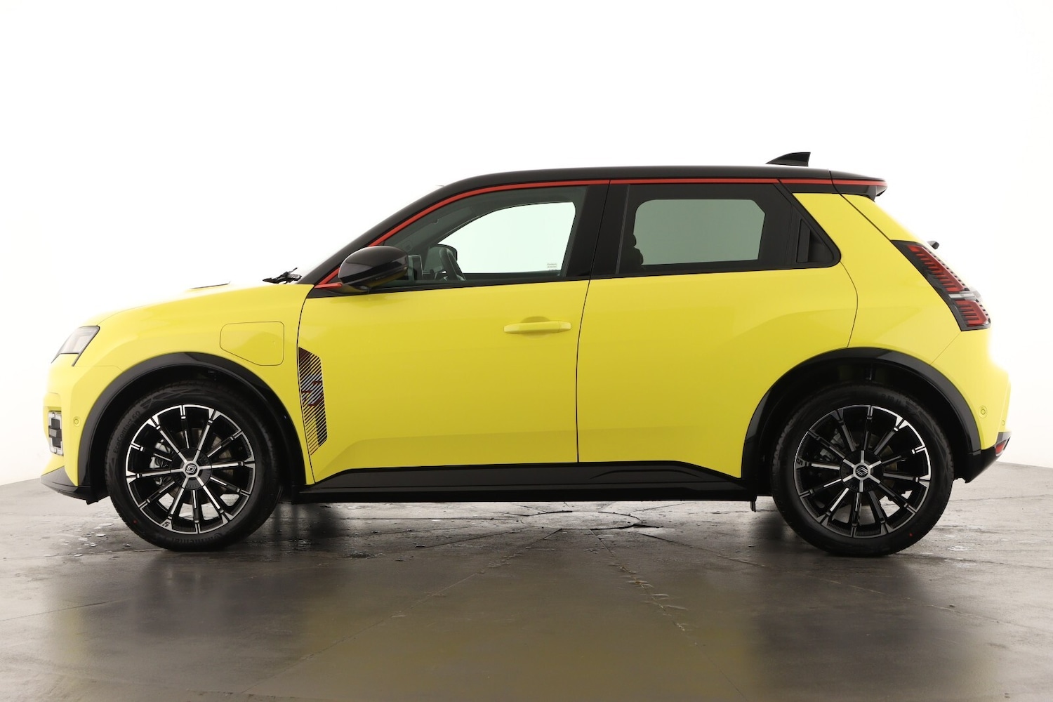 Used Renault 5 2025 for sale - 76614928: Photo 7