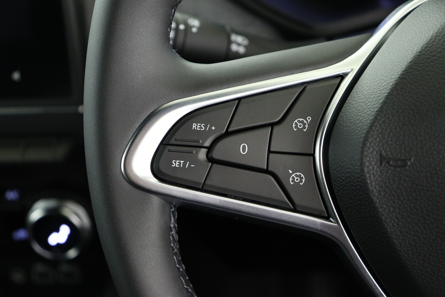 Used Renault Clio 2025 for sale - 76466143: Photo 19